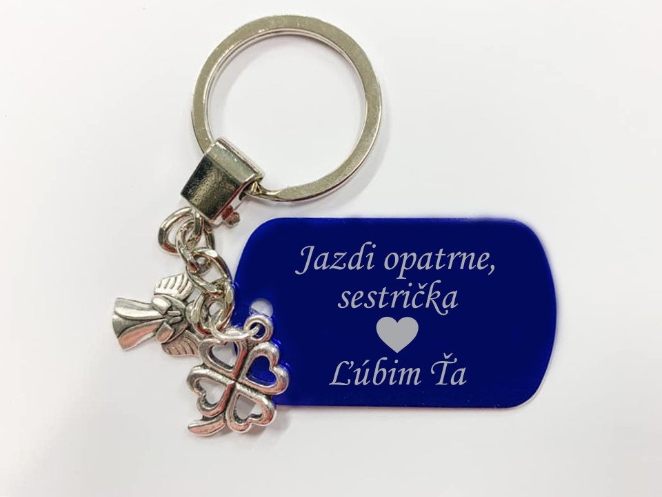 Prívesok na kľúče pre šťastie s textom Jazdi opatrne sestrička ľúbime ťa od  7,84 € - Heureka.sk