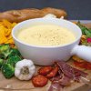 BOŽSKÝ Nero 1,3 l biely - keramický hrniec na syrové fondue