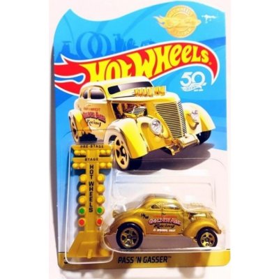 Mattel Hot Wheels Zlatý angličák 2018 FKF93