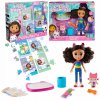 MAČACÍ DOMČEK GABI BÁBIKA GABBY 20 CM UMELECKÉ ŠTÚDIO A PUZZLE 4 SKLADAČKY