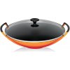 Le Creuset - Liatinový hrniec WOK so sklenenou pokrievkou 36cm/4,5 l oranžový