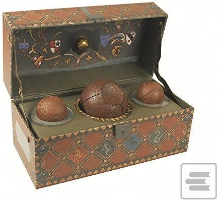 Harry Potter: Collectible Quidditch Set - Running Press