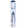 SENSODYNE Gentle Care Soft zubná kefka 1 ks