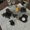 Dekoračná vinárska sada z hroznového dizajnu (Stojan na servítky, obrúčka na obrúsok, svietnik, vývrtka a uzáver fľaše (čierne hrozno))