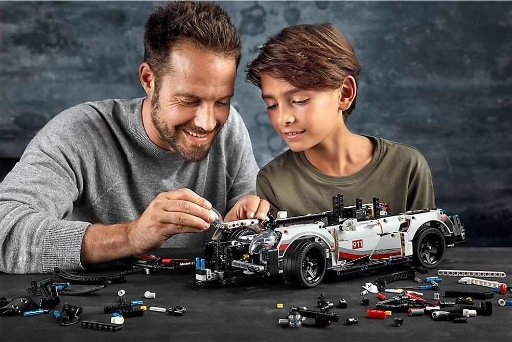 LEGO® Technic 42096 Porsche 911 RSR od 145,6 € - Heureka.sk