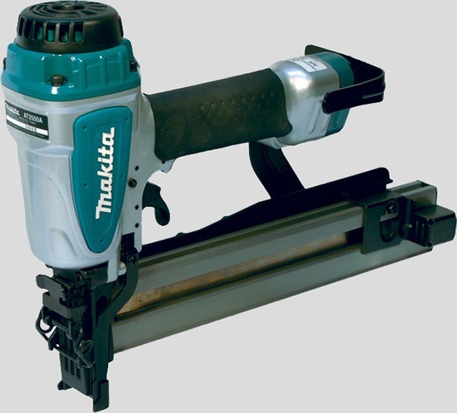 Makita AT2550A Graffettatrice Pneumatica : : Cancelleria e  prodotti per ufficio