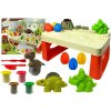 IMPORT LEANTOYS Stolík Ciastolina s dinosaurami 4 farby