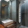 Tobago s termostatickou batériou, hydromasážny hliníkový sprchový panel biely