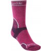 Dámské běžecké ponožky Bridgedale Trail Run Midweight T2 Merino Sport Crew Womens berry - S (3-4,5) / EU 35-37 / 21-23 cm