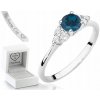 BIALE ZLATO PRSTEŇ S TOPÁSOM LONDON BLUE A DIAMANTMI 585 GRAVÍR