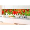 DIMEX | Fototapeta do kuchyne Červené maky KI-350-028 | 350 x 60 cm | zelená, červená + Samolepiace fototapety do kuchyne DIMEX Červené maky KI-350-028 v rozmere 350 x 60 cm