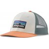 Šiltovka Patagonia P-6 Logo Trucker Hat white w/peach sherbet 25/26 - Odosielame do 24 hodín