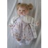 Realistická panenka - holčička - Márinka ve světlounce růžových šatech s květy od španělské firmy Marina & Pau (Suenecitos - 26 cm - balené v sáčku)