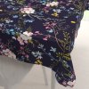Biante Bavlnený obdĺžnikový obrus Sandra SA-557 Modro-ružové kvety na tmavo modrom 140x220 cm