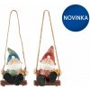 Trpaslík na hojdačke závesná dekorácia 10 x 14,5 x 9 cm