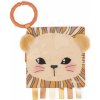 Textilná knižka lev The Curious Lion Activity Book Kaloo s krúžkom pre najmenších od 0 mes