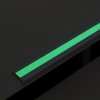 Protišmykový hliníkový profil na schody s protišmykovou páskou svietiacou v tme Farba: svietiaca v tme, Rozmer: 53mm x 610mm