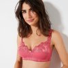 Podprsenka Rima zn. Confidence Lingerie®z mikrovlákna a čipky,bez kostíc ružová 095 Blancheporte