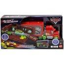 Mattel Cars Transformující se kamion Mack Hauler svítící ve tmě