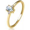 Šperky eshop - Prsteň zo žltého 14K zlata - dva číre brilianty, modrá topásová slza S3BT510.20 - Veľkosť: 47 mm