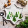 Vianočný porcelánový tanier EASY LIFE FESTIVE TREES 22,5 cm