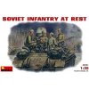 Soviet Tank Crew at Rest 1/35 MiniArt