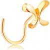 Šperky eshop - Ligotavý zlatý piercing do nosa 585 - malý lesklý motýlik, zahnutý S2GG141.06