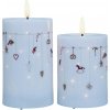 Det Gamle Apotek LED sviečka Christmas Holidays Ø 7,5 cm – sada 2 ks