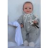 Realistické miminko - holčička Paula v šedo-bílém overalu s kapucou od firmy Lamagik (Realistická miminka ze Španělska)