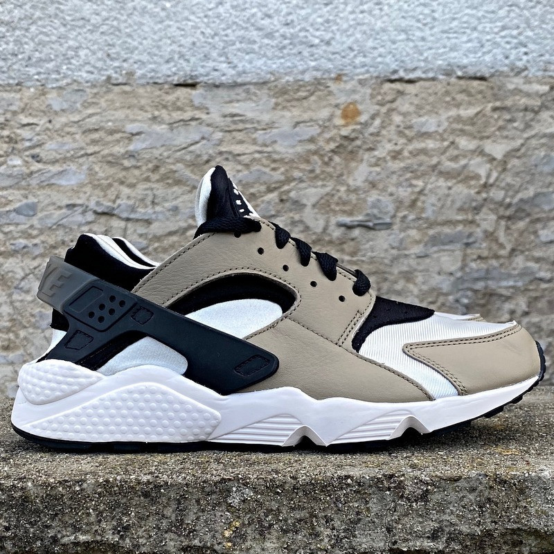 Nike AIR HUARACHE Pánske topánky DD1068-007