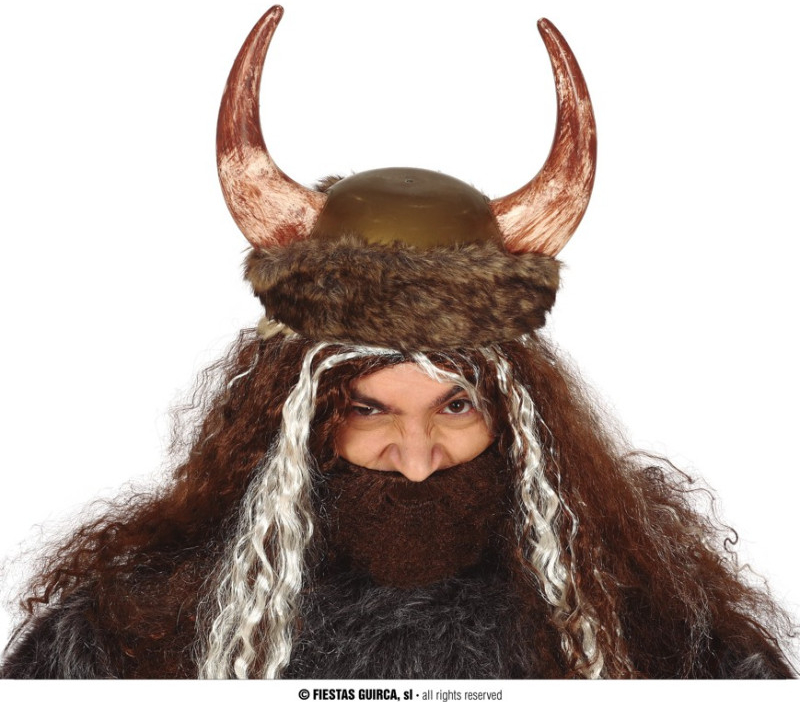 Helma viking s kožušinou a rohy