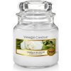 Yankee Candle Camellia Blossom 104 g