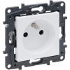 Legrand Niloe Step Zásuvka 2P+Z automatické koncovky, bez závěrky bílá 863131