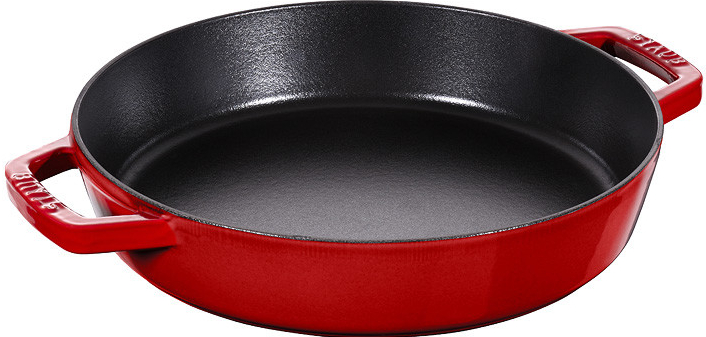 Staub Servírovacia liatinová panvica višňová 26 cm