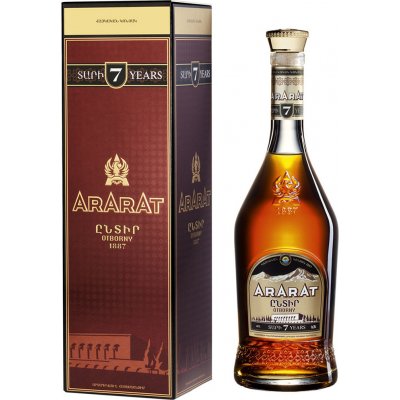 Ararat 7y 40% 0,7 l (kartón)