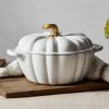 Le Creuset - Signature Liatinový hrniec Tekvica so zlatým úchytom 24 cm/3,7l biely