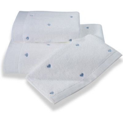 Soft Cotton Uterák MICRO LOVE 50x100 cm. Luxusné froté uteráky MICRO LOVE 50x100 cm zo 100% česanej Micro bavlny - mikrovlákna. Veľmi jemné, savé a rýchloschnúce. Biela / modré srdiečka