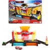 Hrací set Cars Colour Changers Lightning McQueen Myčka