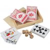 Hracie karty v drevenej krabičke s kockami, hnedá béžová