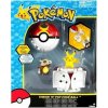 Pokémon Pikachu a pokeball a Cubone a opakovať loptu