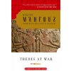 Thebes at War (Naguib Mahfouz,Humphrey Davies)(Brožovaná)
