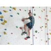 Kurz lezenia na umelej stene