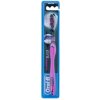 Oral-B Allrounder Black zubná kefka Medium