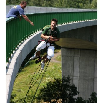 Bungee jumping - Kieneova hojdačka