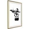 Artgeist Plagát - Banksy Mona Lisa with Rocket Launcher [Poster] Veľkosť: 30x45, Verzia: Zlatý rám s passe-partout