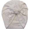 Čiapka / turban bavlnená biela so striebornými mašličkami - Biely tylový kvet, obv. hlavy 36/38