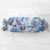 Biante Vankúš valec bonbon Sandra SA-674 Lesné zvieratá v zimnom lese na modrom 15x60 cm
