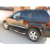 JJ & AUTOMOTIVE Bočné nerezové rámy pre Jeep Grand Cherokee 2005-2010 (SB320SS)