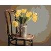 Zuty – Maľovanie Podľa Čísel – Žlté Tulipány V Kanvici Na Mlieko Na Stoličke, 80 × 100 cm, Plátno + Rám 8596530107637