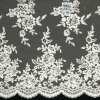 Luxusná smotanová čipka s vyšívanými kvetmi - zvyšok tkaniny, dĺžka 75 cm